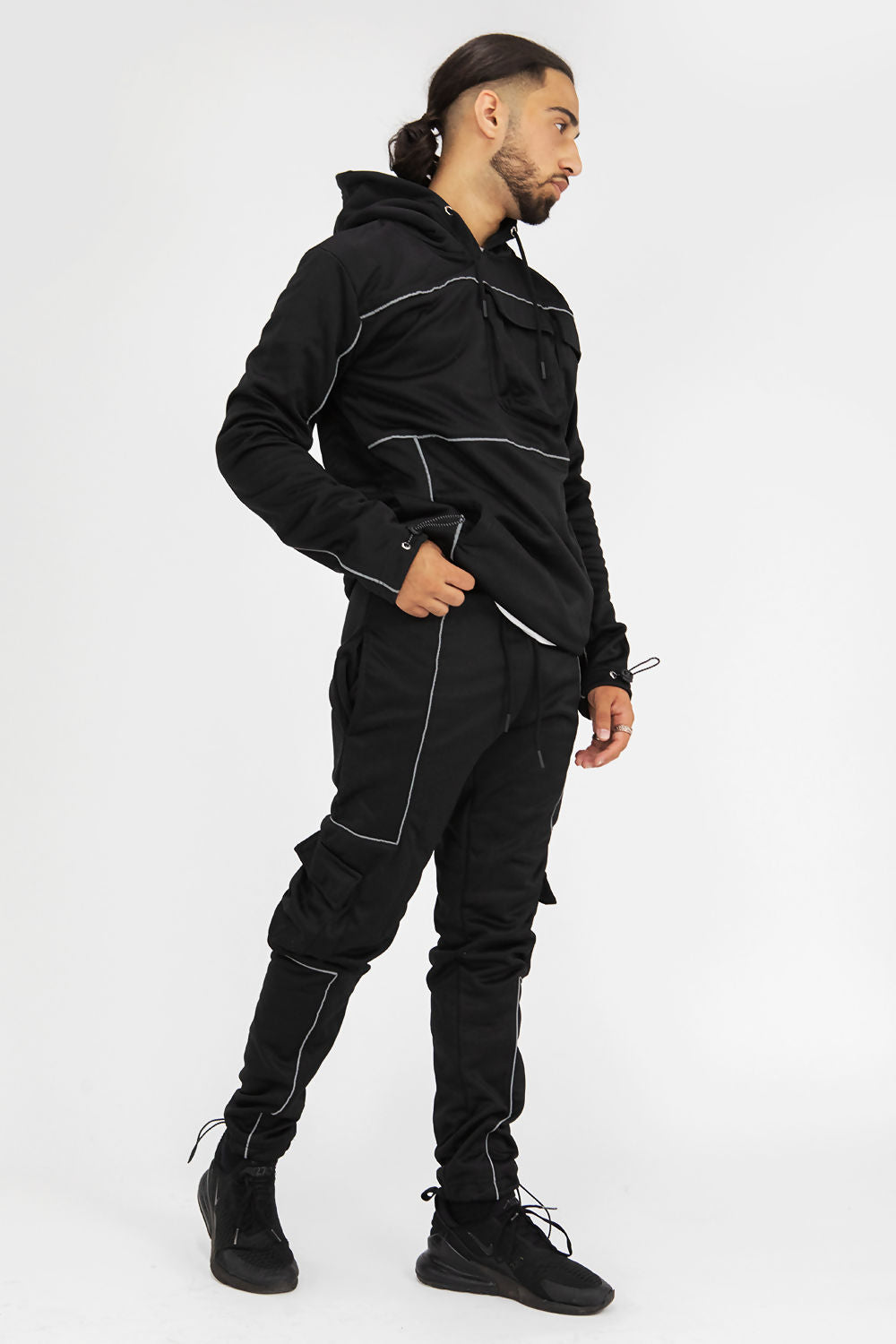 MENS REFLECTIVE PIPED PULLOVER CARGO TRACKSUIT BLACK